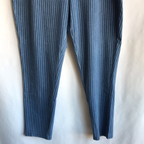 Natural Reflections blue & white vertical-striped pull-on pants, size XL - Picture 3 of 8